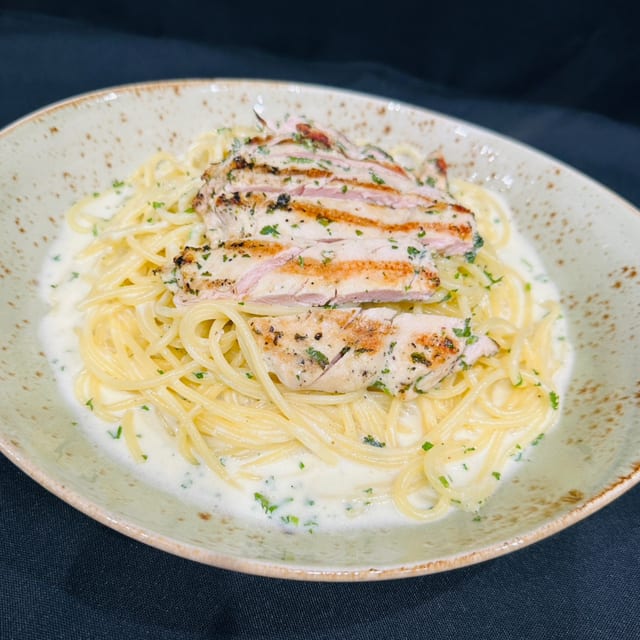 Chicken Alfredo.