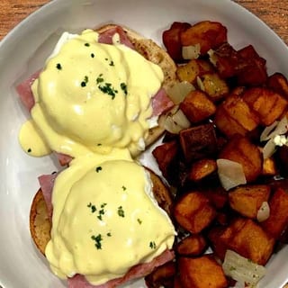 Eggs Benedict